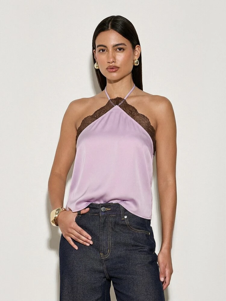 Top Halterneck com detalhes em renda e cetim
