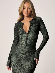 MISSGUIDED Đầm maxi dài tay nữ nhuộm tie-dye cổ chữ V cài cúc phía trước, dáng ôm midi, thích hợp cho tiệc tối mùa thu đông. - Màu xanh lá cây đậm - Xem 5