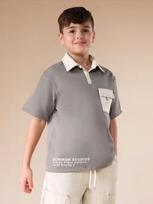 SUMWON 男童撞色 Polo 衫和工装短裤套装，撞色领口胸袋，夏季休闲装 - 灰色 - 查看 3