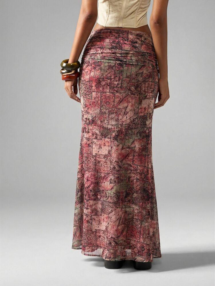 MISSGUIDED Women's Chiffon Paisley Print Ruched Waistband Maxi Skirt Floor Length Flowy Bohemian Festival Vintage Inspired Elegant Long Skirt