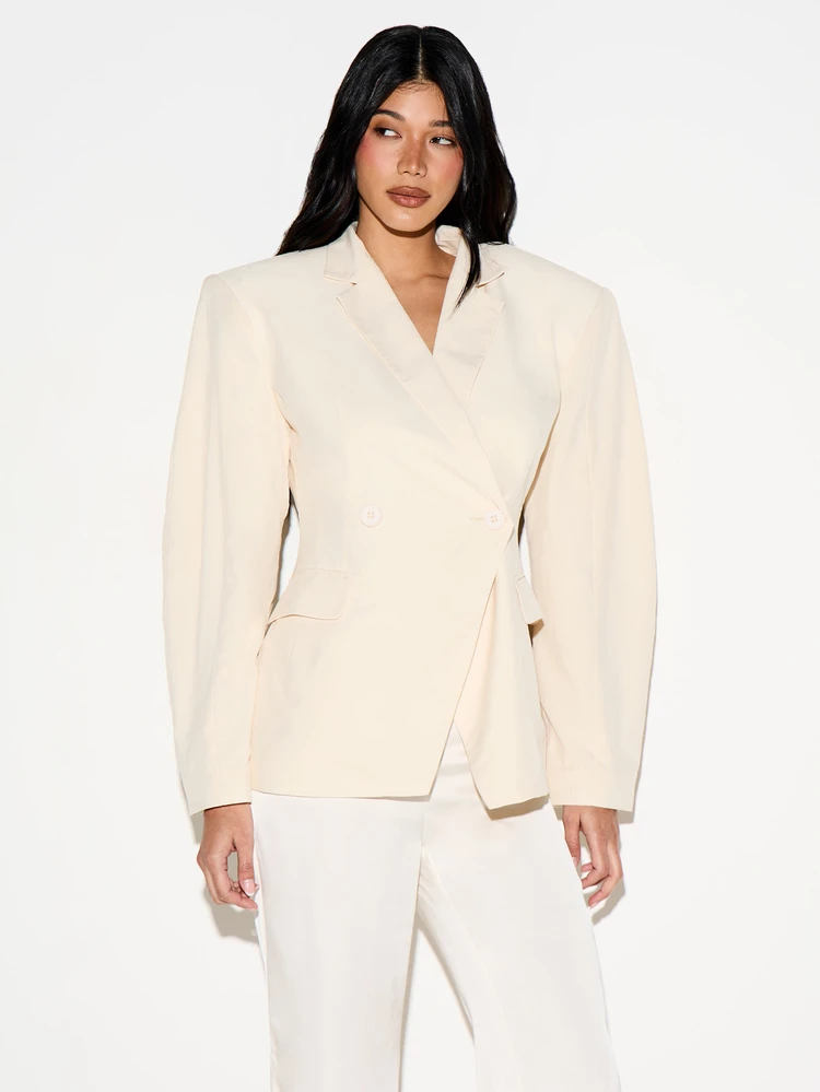 KIZN Structured Shoulder Pad Blazer With Cinched Waist