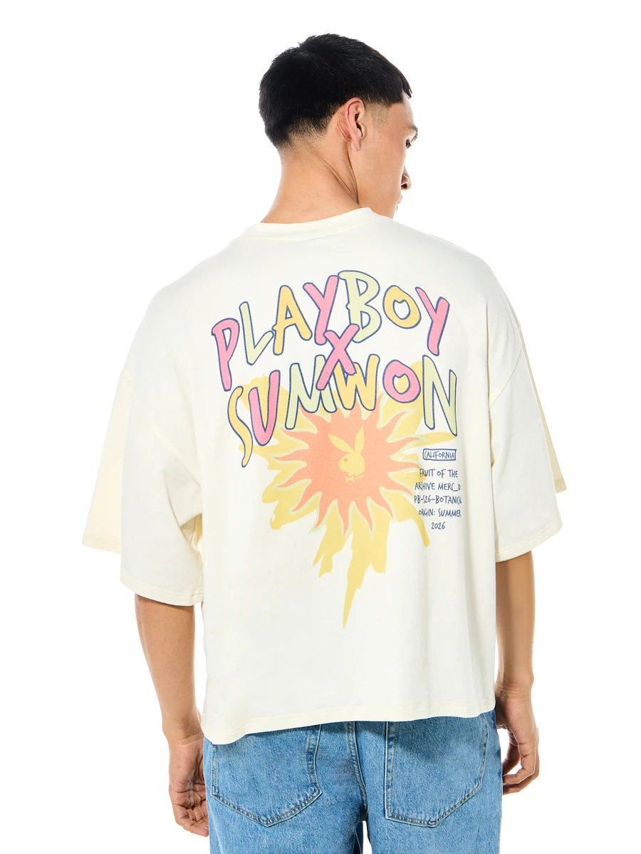 PLAYBOY X SUMWON 男士宽松修身七分袖印花T恤，背面向日葵印花设计，圆领纯棉休闲街头风 - 米色 - 查看 1