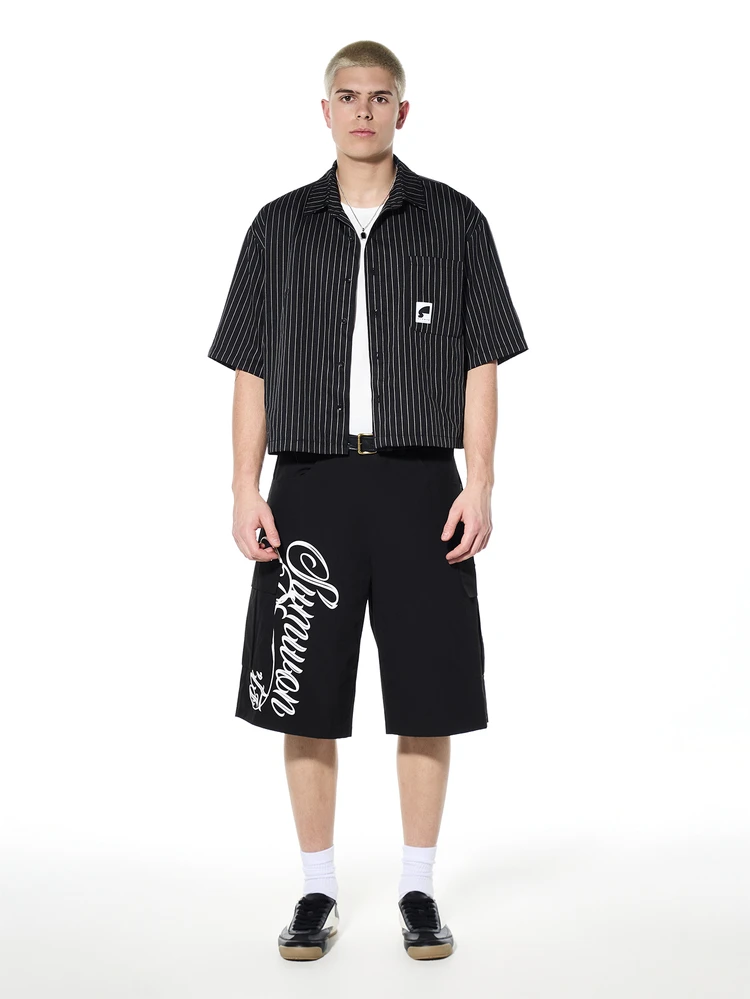SUMWON Cargo Shorts Script Logo Print