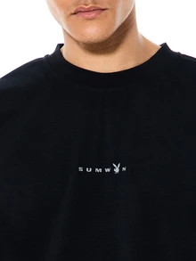 PLAYBOY X SUMWON Áo thun dáng rộng in hình nghệ thuật, cổ tròn, tay ngắn, kiểu dáng thường ngày, phong cách đường phố mùa hè. - màu đen - Xem 4