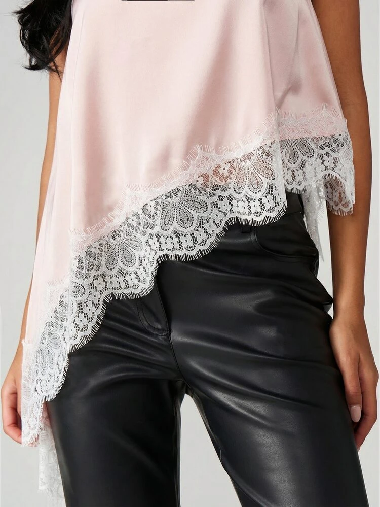 MISSGUIDED Halter Neck Blouse With Lace Trim Asymmetrical Hem Sleeveless Party Top For Date Night Special Occasions
