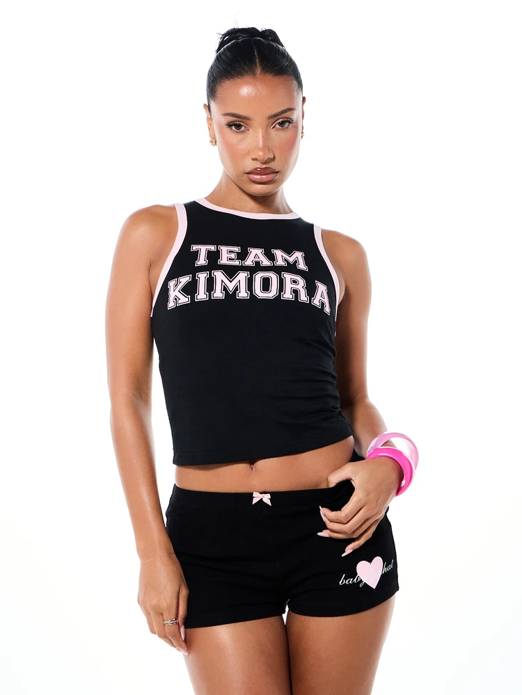 BABYPHAT Regata Preta com Estampa Ousada da Equipe Kimora no Peito e Detalhe de Acabamento Contrastante em Branco para Streetwear Casual de Verão