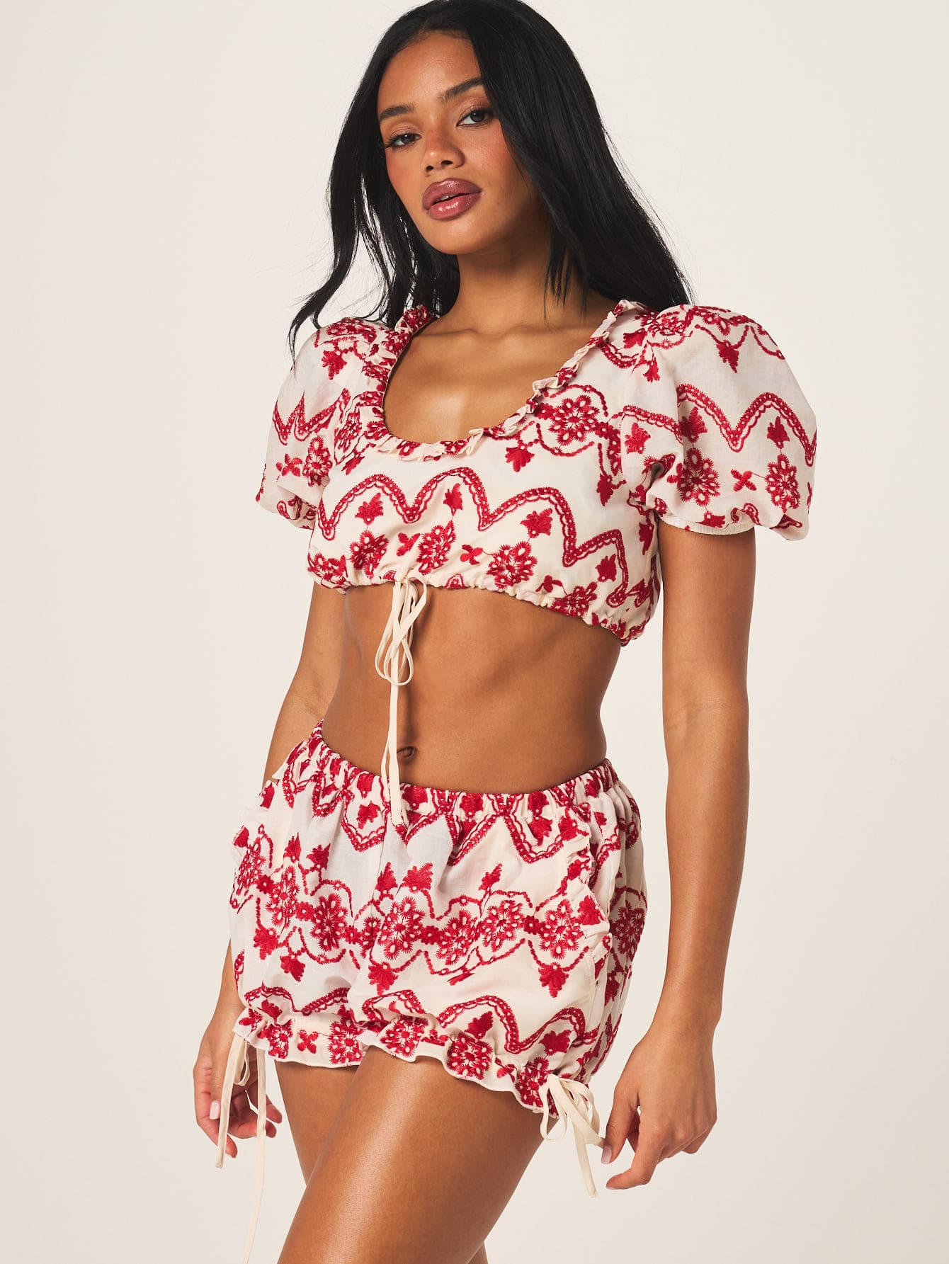 MISSGUIDED Red White Embroidery Anglaise Crop Top With Puff Ball Sleeves Square Neck Summer Festival Boho Floral Design Feminine Blouse - Multicolor - View 1