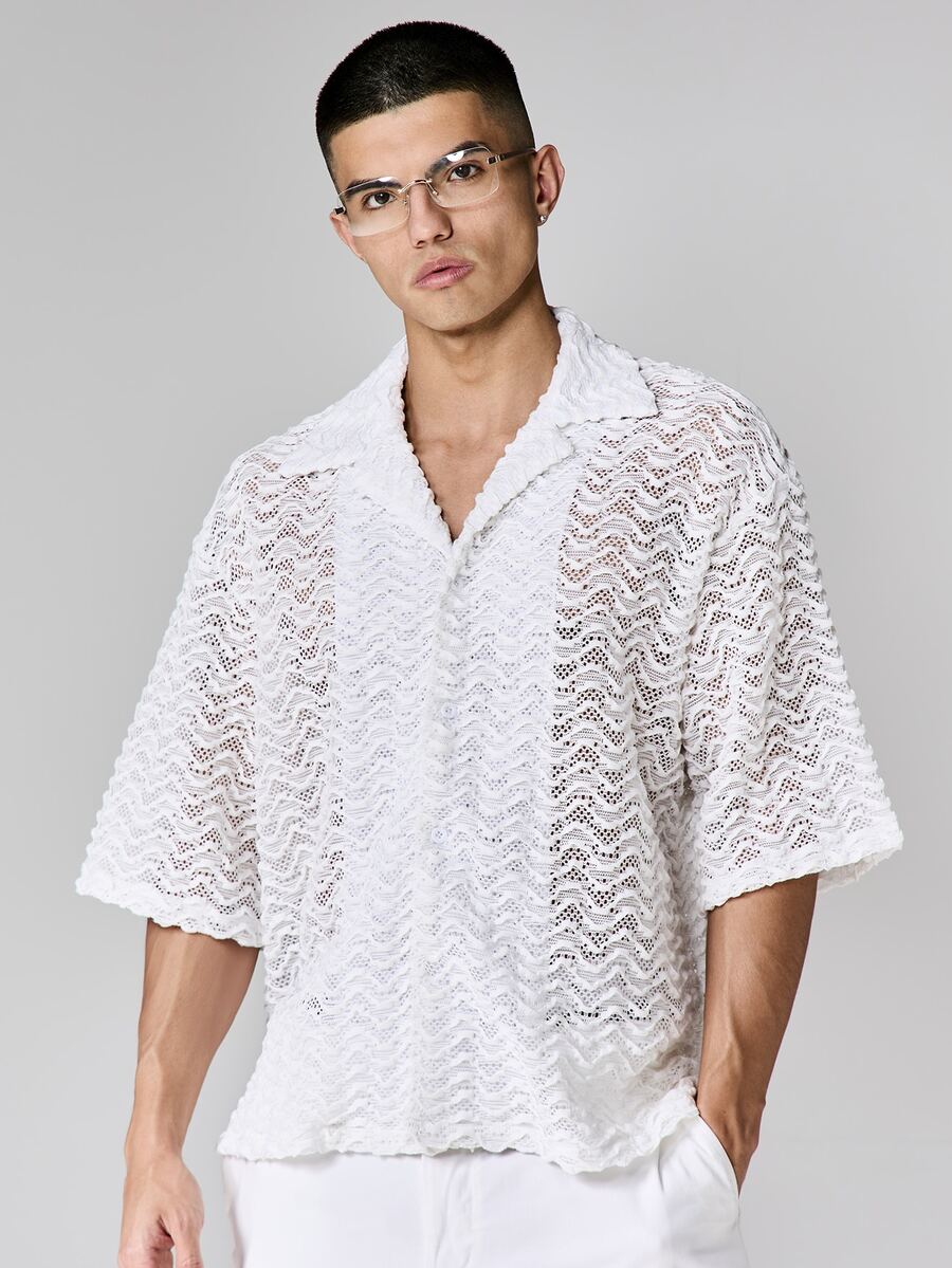 SUMWON Camisa blanca de botones con encaje, de manga corta, semitransparente, casual, para verano y vacaciones en la playa, ligera, moda masculina - Blanco - Ver 1