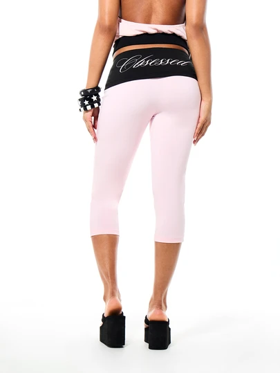 SUMWON WOMEN Contrast Fold Over Waistband Graphic Capri Leggings High Rise Skinny Fit Cropped Athletic Yoga Pants Activewear Bottom
