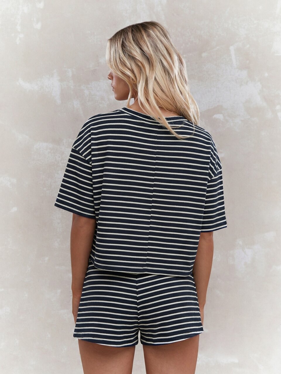 MISSGUIDED Striped Two Piece Co Ord Set Short Sleeve Top With High Waist Mini Shorts Summer Casual Lounge Coordinate Outfit
