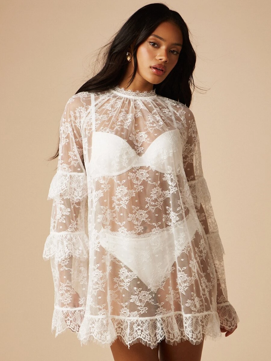 MISSGUIDED 优雅白色蕾丝喇叭袖迷你连衣裙，高领设计，层叠荷叶边，适合派对晚宴等场合。 - 白色 - 查看 1