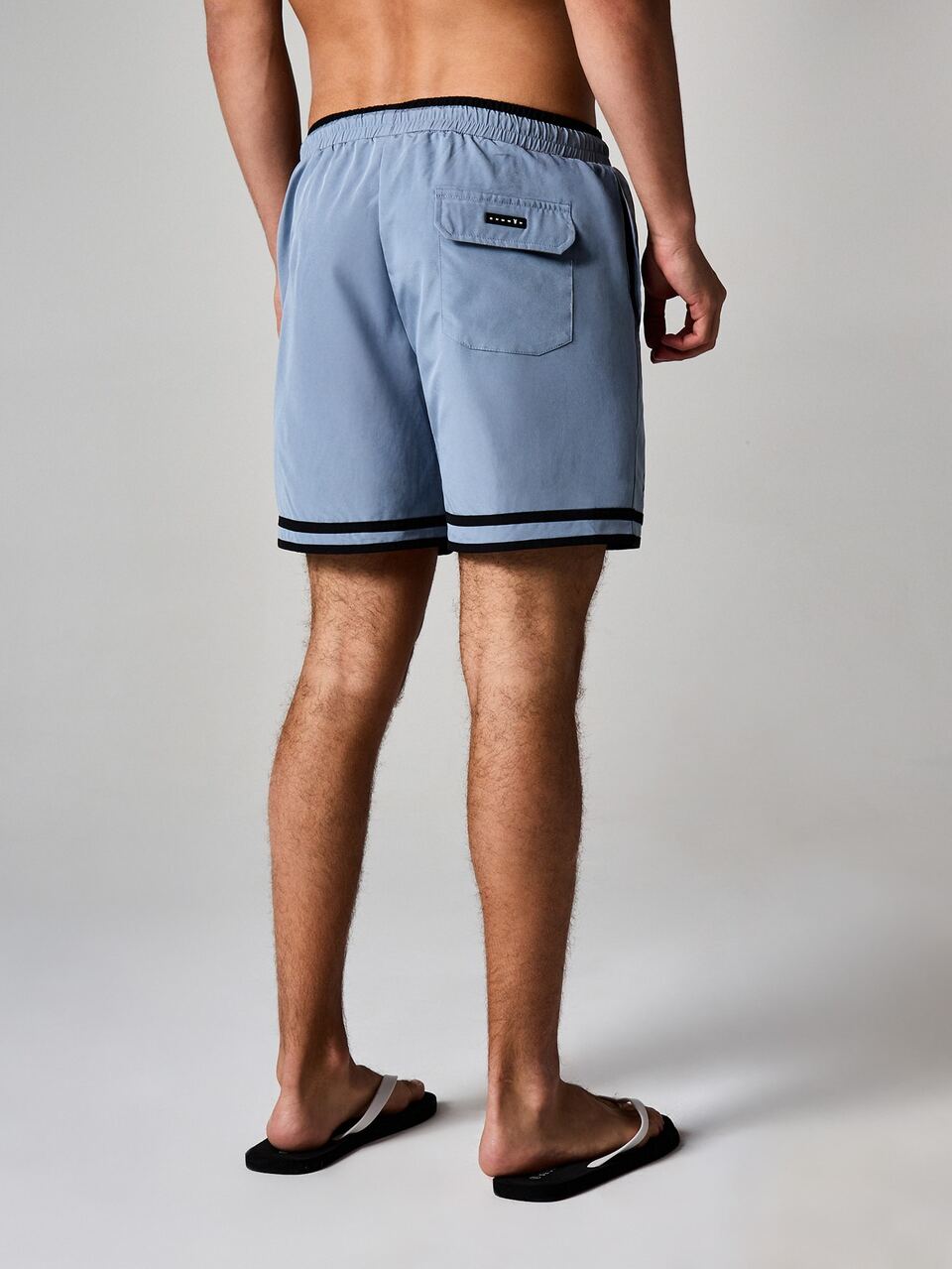 PLAYBOY X SUMWON Strand Sommer Boardshorts mit Hase Logo und gestreiftem Kontrastsaum, Kordelzug Taille Badeshorts für Urlaub am Pool