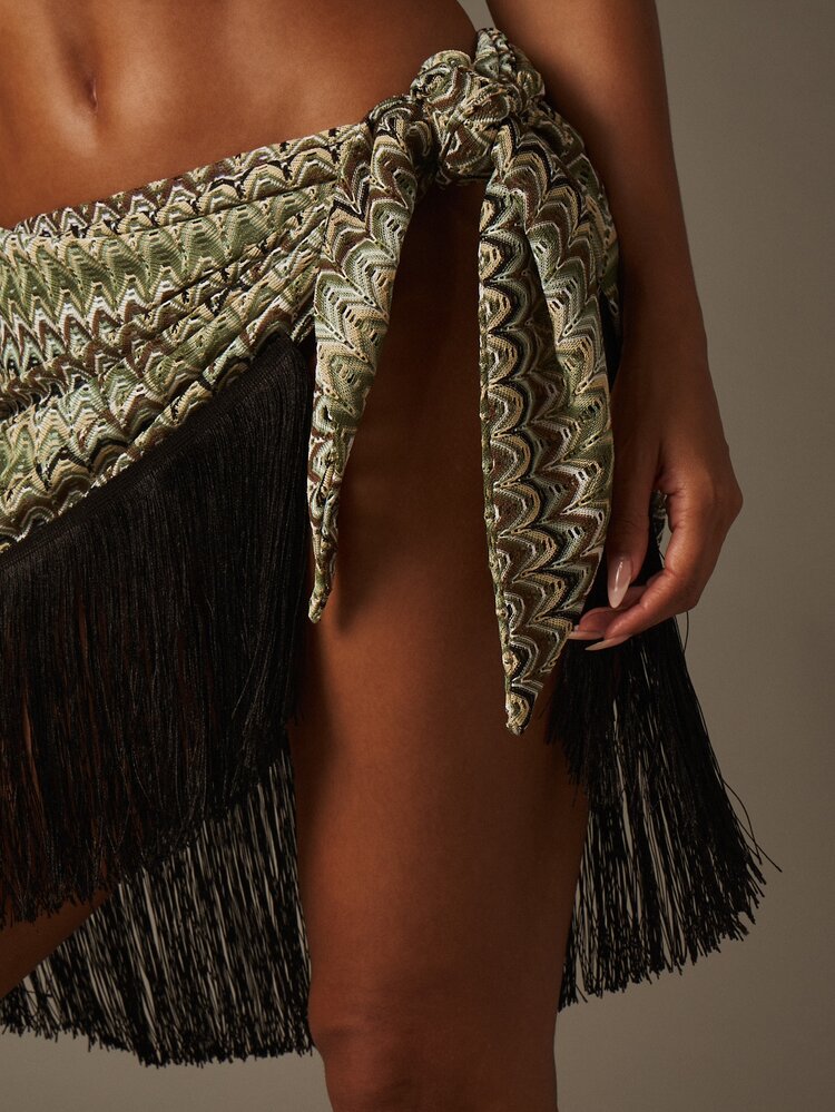 MISSGUIDED Olive Geometric Fringe Tassel Wrap Sarong Mini Skirt With Black Tassels Bohemian Festival Beach Cover Up Vacation Summer Style