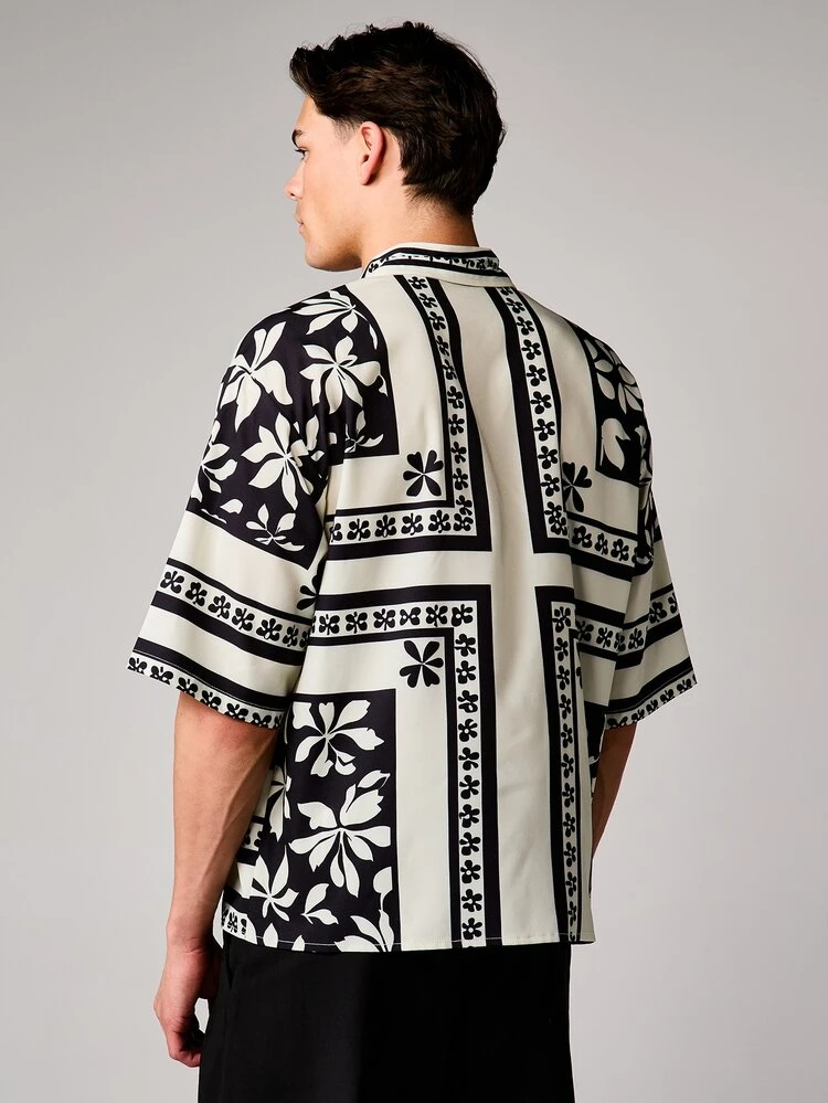 SUMWON Hawaiian Print Button Down Shirt With Floral Pattern