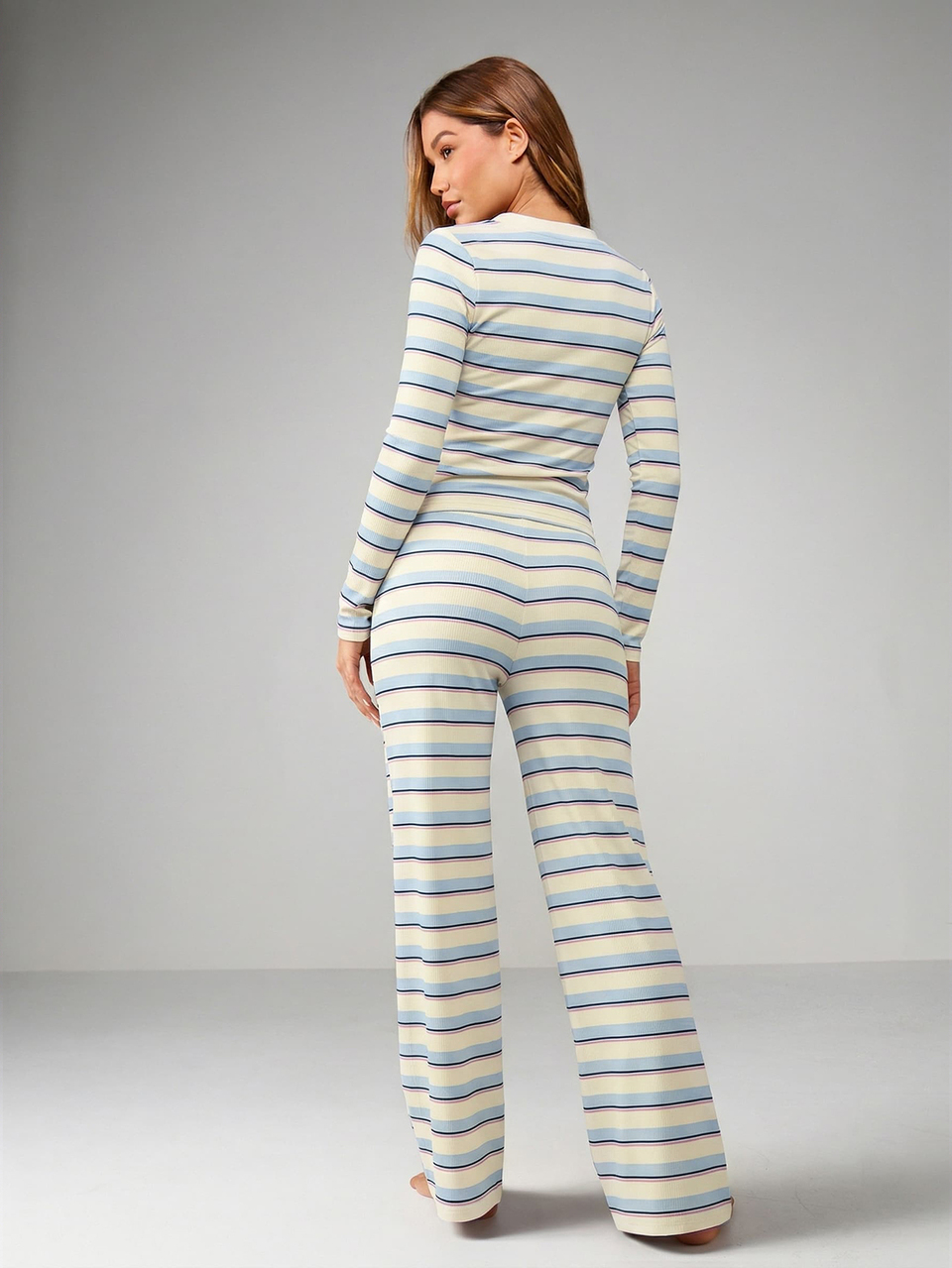 MISSGUIDED Striped Button Front Lounge Cardigan With Long Sleeves And Relaxed Fit For Casual Comfort And Cozy Home Wear