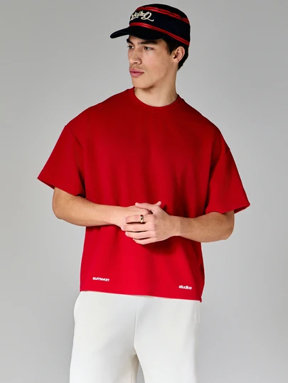 SUMWON Camiseta de cuello redondo de manga corta roja con estampado del logo de la marca, ajuste regular, casual de verano y ropa de calle