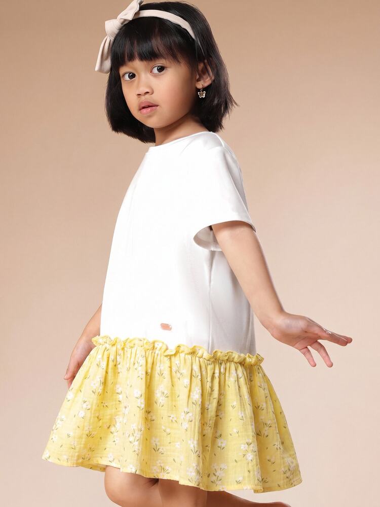 Vestido de Verão Casual com Estampa Floral, Manga Curta e Cintura Baixa com Saia Franzida, Uso Diário