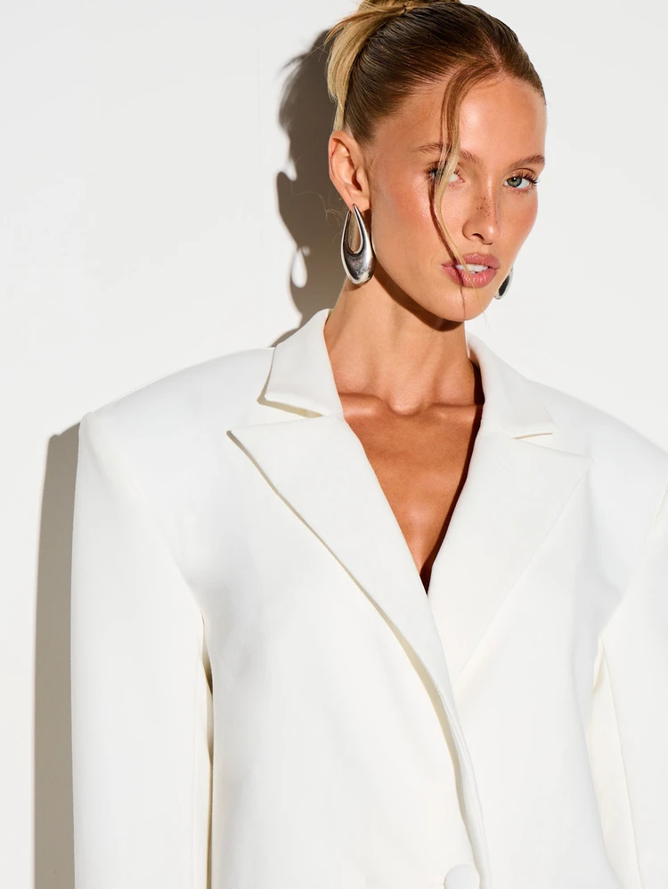 KIZN Long Sleeve White Blazer Dress With Buttons