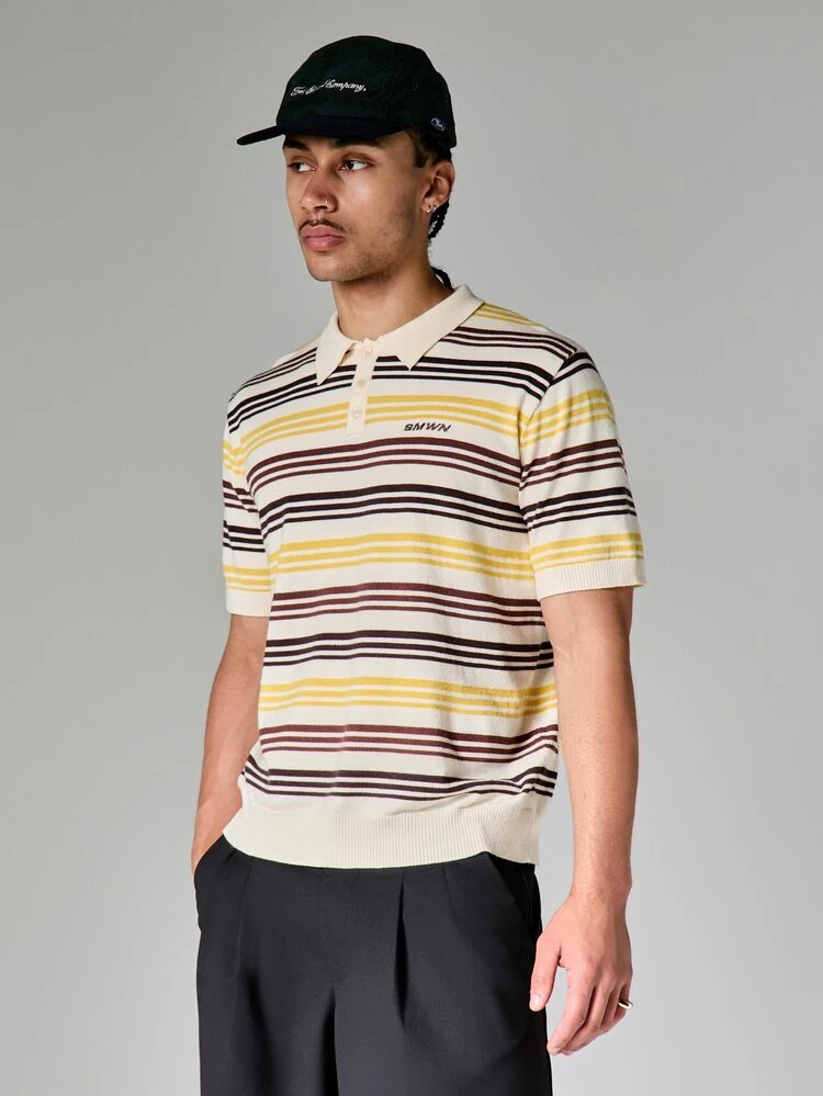 Polo a maniche corte con colletto, vestibilità squadrata, a righe multicolore orizzontali in maglia lavorata