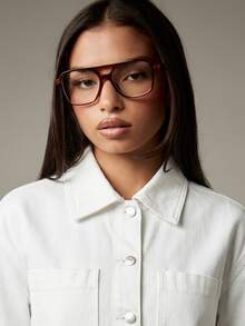 MISSGUIDED Camisa de mezclilla de ajuste relajado con botones frontales, bolsillos en el pecho, mangas cortas, casual y versátil para primavera y verano, top de corte recto - Blanco - Ver 3