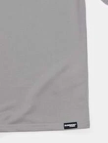 SUMWON Bộ đồ thể thao mùa hè cho bé trai, gồm áo thun và quần short, kiểu dáng thường ngày, với họa tiết chữ in nổi bật. - Xám - Xem 5