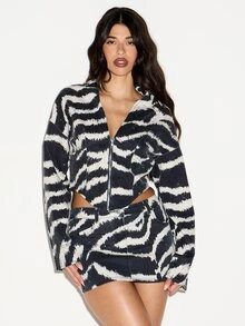 Zebra Print Hotfix Embellished Denim Mini Skirt With Low Rise Fit And Patch Pockets - Multicolor - View 5