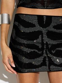 KIZN Jupe mini avec imprimé zébré, strass thermocollés et ornements en cristal. Tenue de soirée, de fête et de sortie en boîte de nuit - Noir - Voir 5