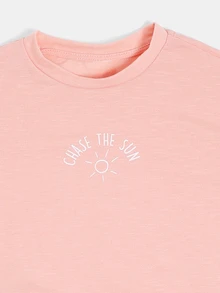SUMWON Bộ đồ hai mảnh cho bé gái gồm áo thun cổ tròn dáng ngắn và quần short in họa tiết xoáy sóng, thích hợp cho kỳ nghỉ hè. - trái cam - Xem 3