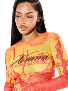 SUMWON WOMEN Top court à manches longues en maille avec motif graphique de paysage de Miami, manches avec trou pour le pouce et encolure ronde - Multicolore - Voir 4