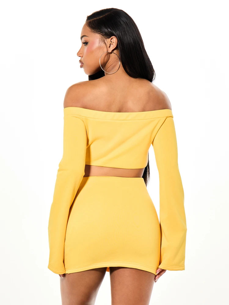SUMWON WOMEN Off-Shoulder Bodycon Mini Dress With Bell Sleeves, Front Zipper, And Cursive Script Print