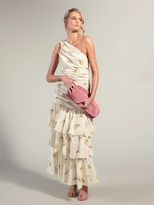 Rouah SS26 Einschultriges gerafftes Kleid mit Blume Muster in Lagen - perfekt für Sommerurlaube, Sommertage, Sommerkleid - Beige - Übersicht 7