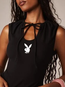 Missguided x Playboy Áo tank top không tay buộc dây phía trước với logo hình thỏ và họa tiết in trên ngực, phong cách lễ hội mùa hè. - màu đen - Xem 5