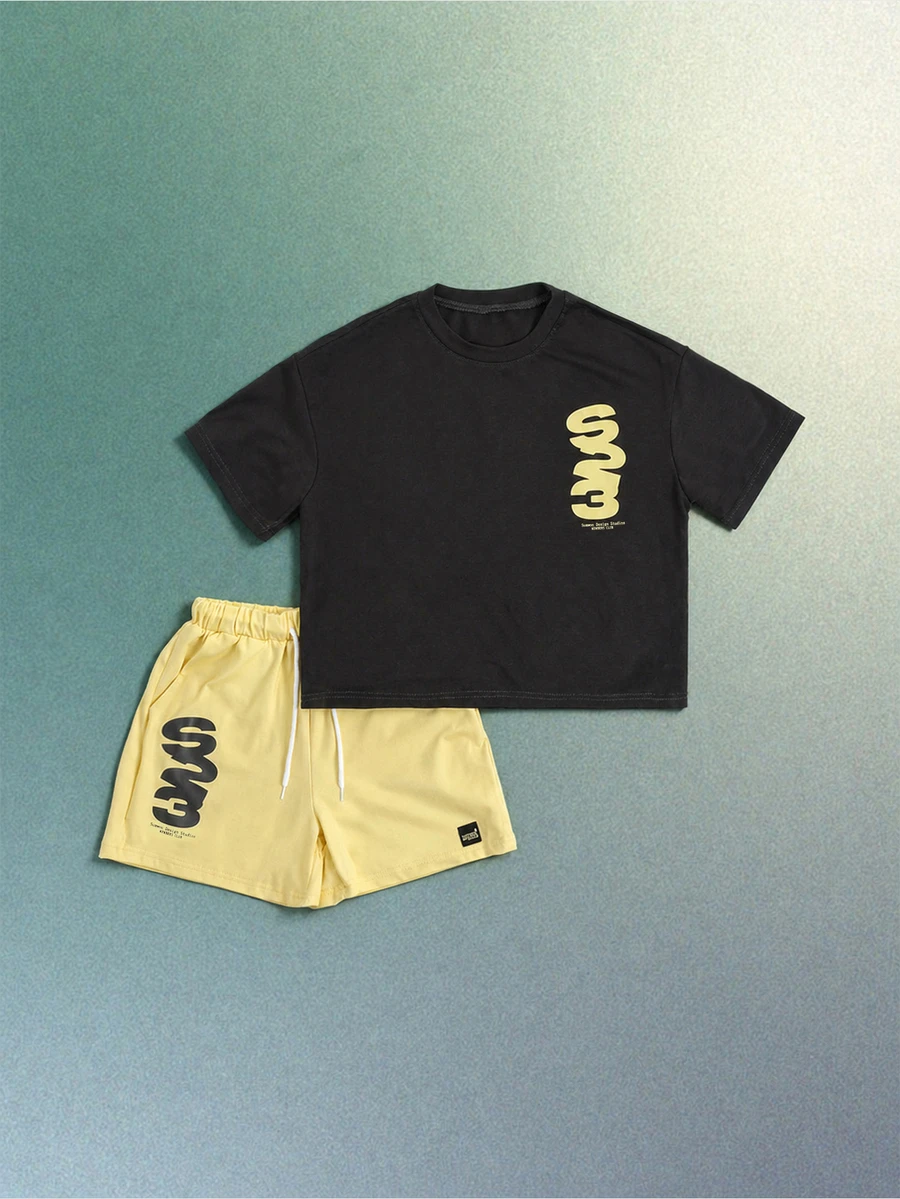 SUMWON Bộ đồ đôi mùa hè dành cho bé trai: Áo thun cổ tròn dáng rộng in logo và quần short cạp chun. - Màu vàng - Xem 1