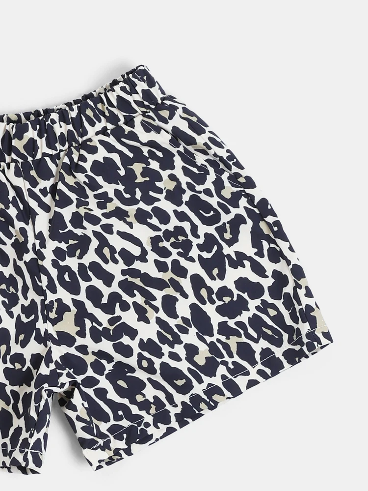 Conjunto de Cropped e Shorts com Estampa de Leopardo para Meninas, com Número Gráfico nas Costas, Conjunto de Verão de Duas Peças