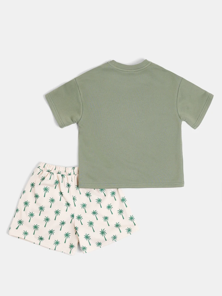 Boys Palm Tree Print Crew Neck Short Sleeve T-Shirt And Shorts Co-Ord Set Summer Holiday Matching Outfit