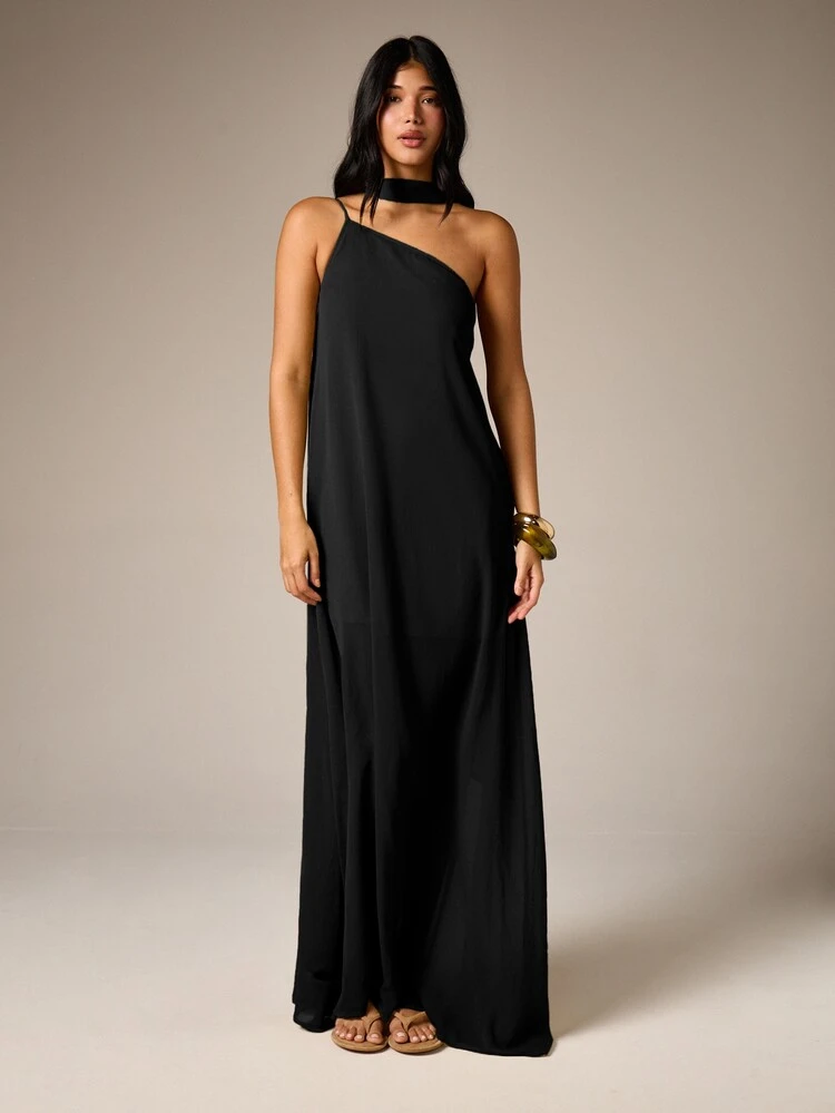 Robe maxi asymétrique à col drapé