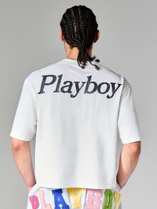 PLAYBOY X SUMWON Áo thun crop top Essentials với logo hình thỏ, túi ngực và họa tiết chữ in phía sau. - trắng - Xem 5
