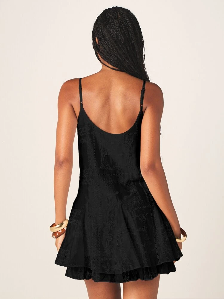 MISSGUIDED Spaghetti Strap V-Neck Embroidered Eyelet Mini Dress With Tiered Frill Hem And Panelled Detail