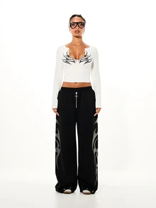 SUMWON Plus Size Long Sleeve Crop Top With Deep V-Neck And Print For Streetwear And Night Out Fall - White - View 3