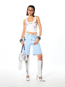 SUMWON WOMEN Áo croptop cổ tròn in hình chữ thập với họa tiết nhiều màu sắc, phong cách đường phố Y2K cá tính cho các lễ hội. - trắng - Xem 6