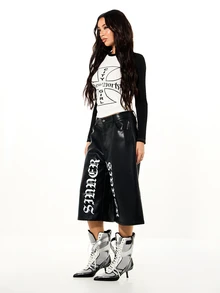 SUMWON Atasan Crop Lengan Panjang Raglan Bergambar untuk Wanita Ukuran Plus di Kota New York dengan Motif Salib Besi dan Lengan Kontras, Cocok untuk Musim Gugur. - Hitam dan Putih - View 5