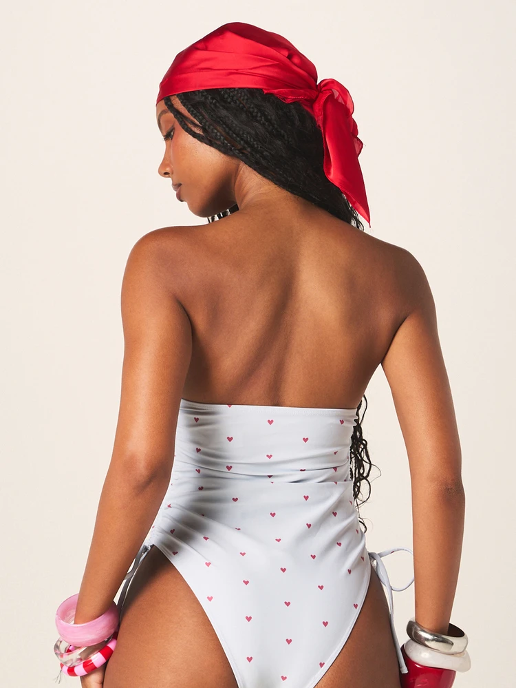 MISSGUIDED Bandeau One-Piece Swimsuit With Heart Print And Ruched Sides
