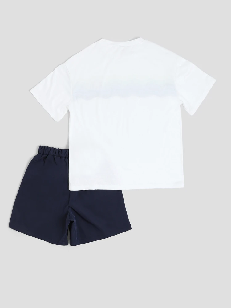 Oversized Tween Boys Wave Print Crew Neck Short Sleeve T-Shirt And Shorts Co-Ord Summer Beach Set Age 10
