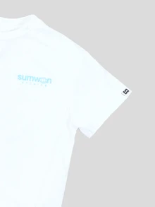 SUMWON Oversized Studios Logo Co-Ord T恤和短裤套装，男童夏季休闲日常穿着，4岁 - 白色 - 查看 4