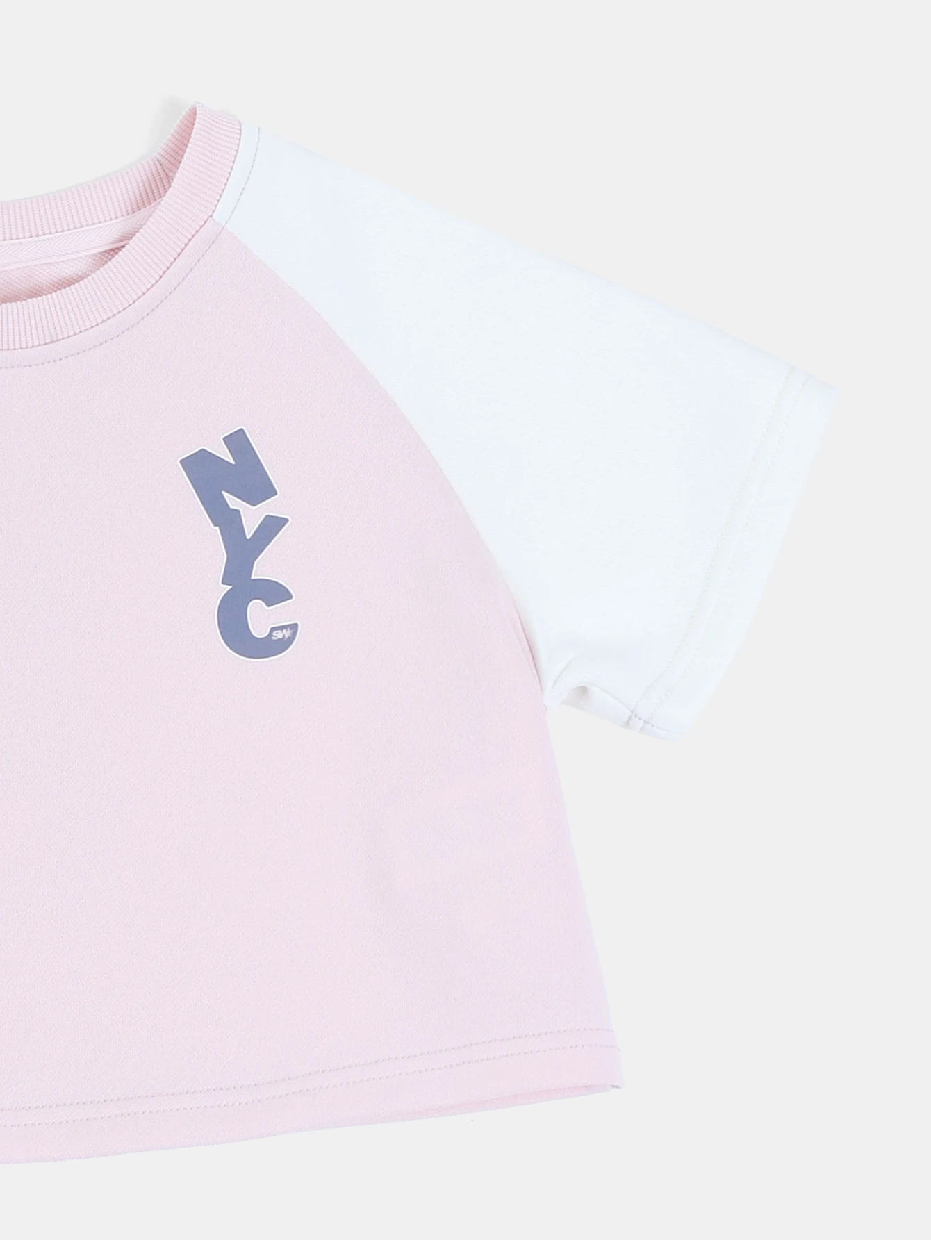 Ensemble coordonné t-shirt court raglan avec graphique NYC et short à taille élastique pour jeunes filles en été