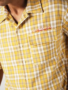 SUMWON Crop Fit Plaid Button-Up Short Sleeve Camp Collar Shirt With Chest Pocket And Script Embroidery - Yellow - View 5