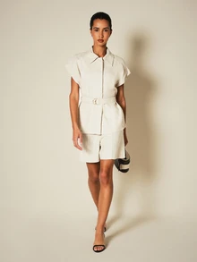 KSTM Áo vest blazer pha vải lanh, cổ bẻ, tay ngắn và khóa chữ D ở eo. - Màu be - Xem 7