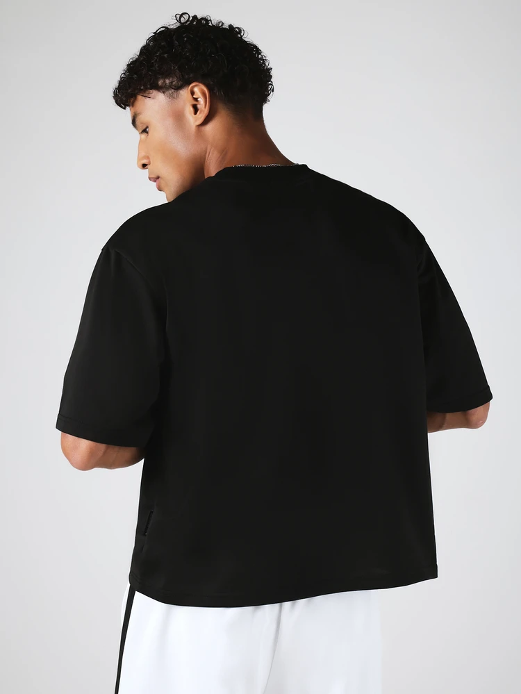 Camiseta Oversized de Gola Careca com Painéis Colorblock e Estampa de Logo