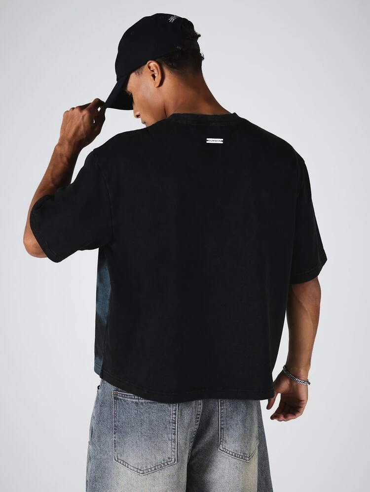 Oversized Boxy Fit Graphic Tee With Thermal Imaging Figure Print And Crew Neck Short Sleeves