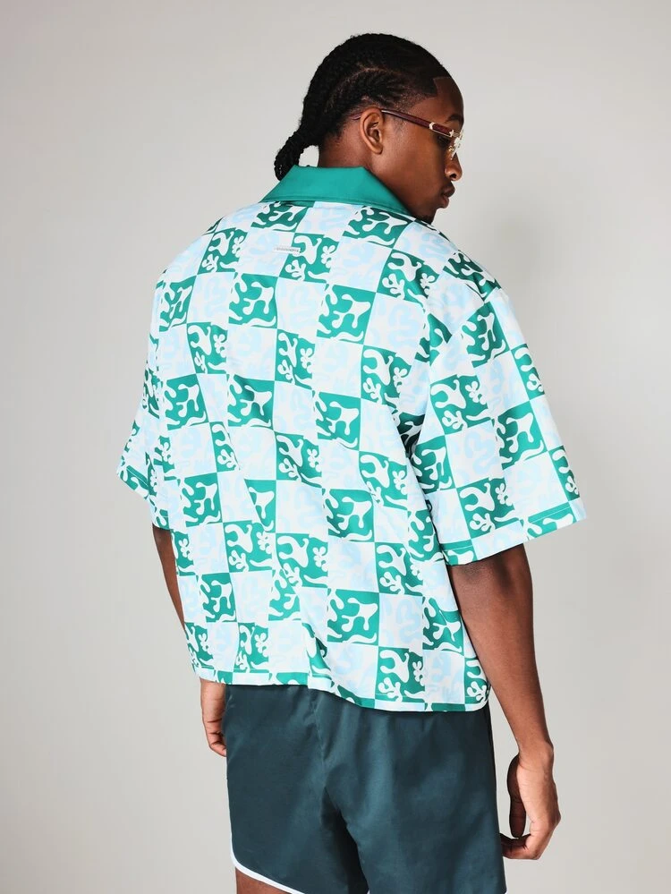 Lässiges Kasten-Fit Hemd mit Druckmuster im Resortlook, mit Schachbrettmuster-Grafik und Campkragen für den Sommer